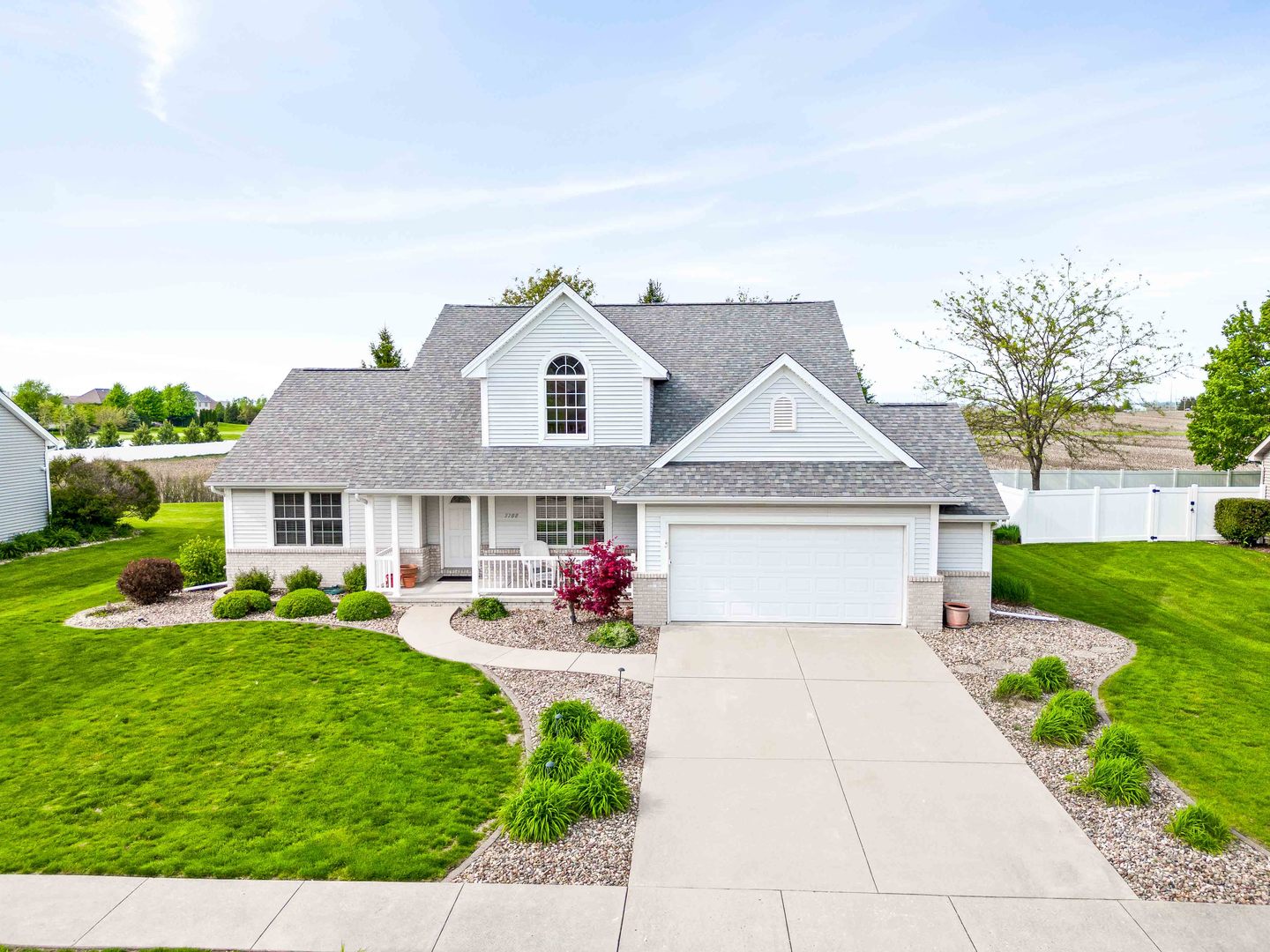 3708 Rave Road Bloomington, IL 61704 - Photo 2 of 45 Gallery Image 2