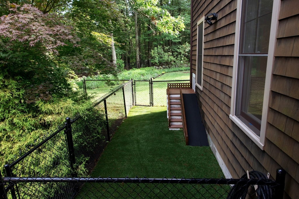 2 Spingler Way Hamilton, MA 01982 - Photo 26 of 37