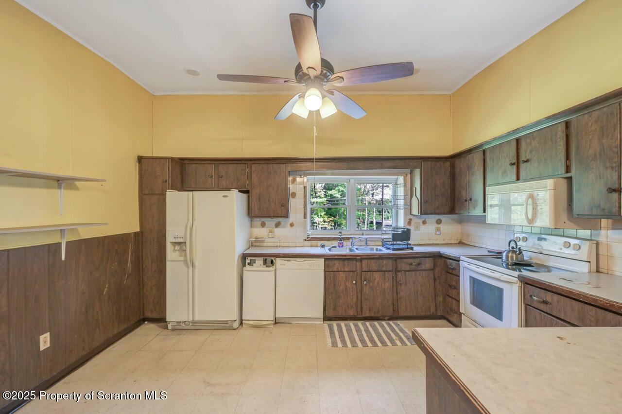 50 Little Lake Road Lake Ariel, PA 18436 - Photo 11 of 73 50 Little Lake Rd 10 Large