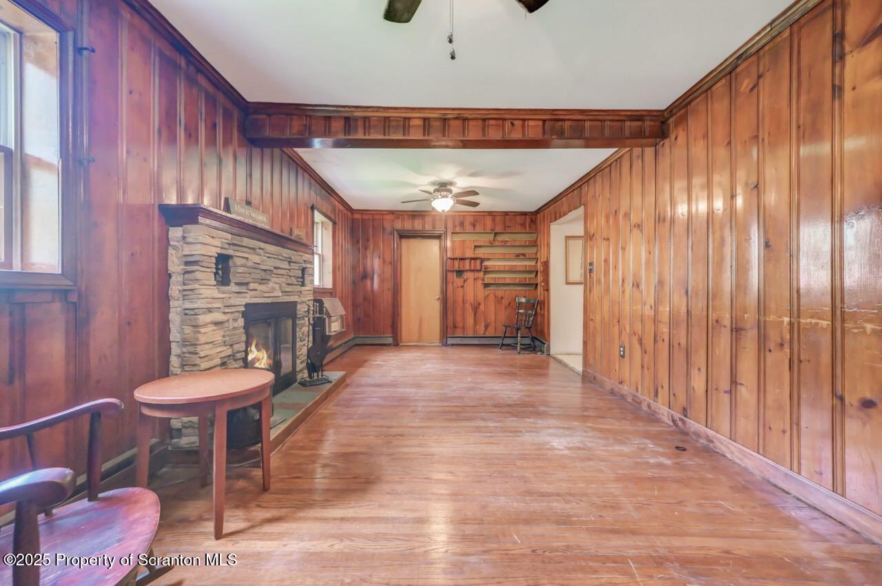 50 Little Lake Road Lake Ariel, PA 18436 - Photo 16 of 73 Living Room