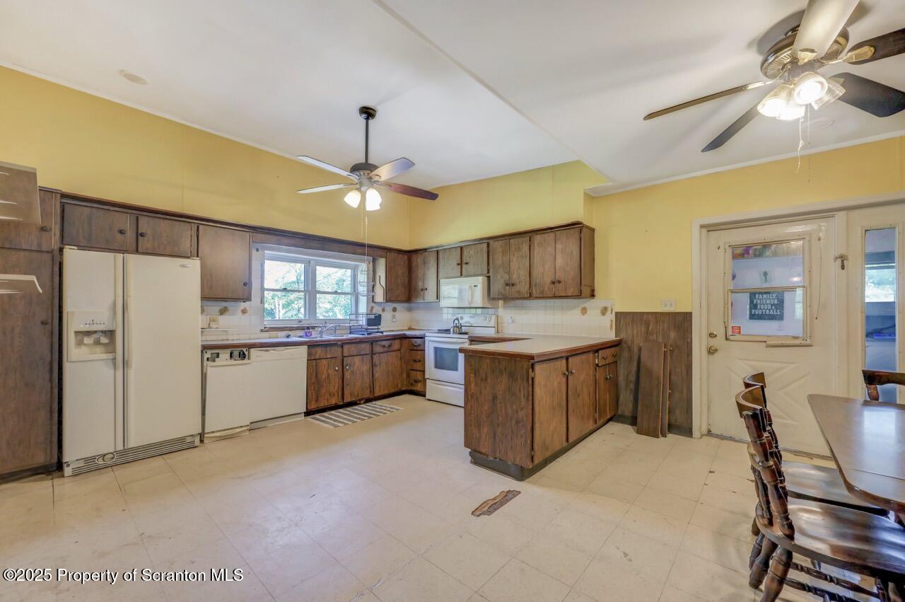 50 Little Lake Road Lake Ariel, PA 18436 - Photo 7 of 73 50 Little Lake Rd 06 Large