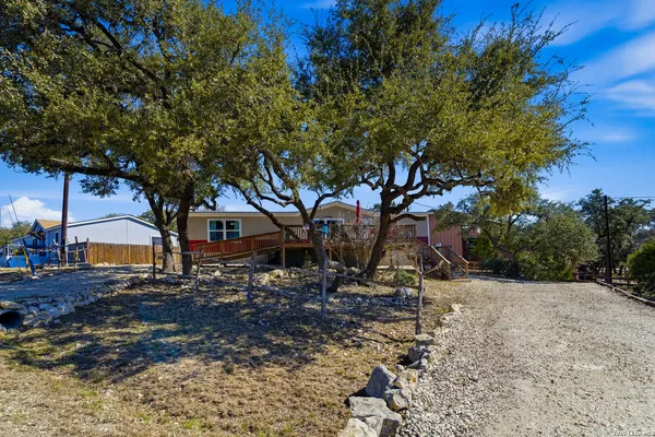 $214,900 | 733 Private Road 1507, Bandera, TX 78003