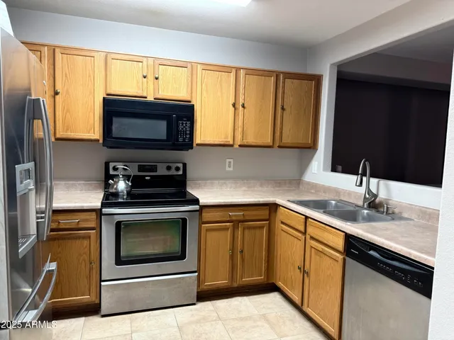$1,650 | 678 West Kingman Loop, Casa Grande, AZ 85122