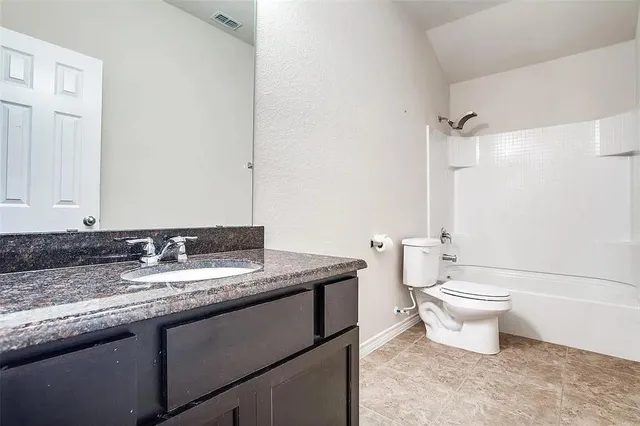 $2,895 | 2108 Eppright Drive, Little Elm, TX 75068