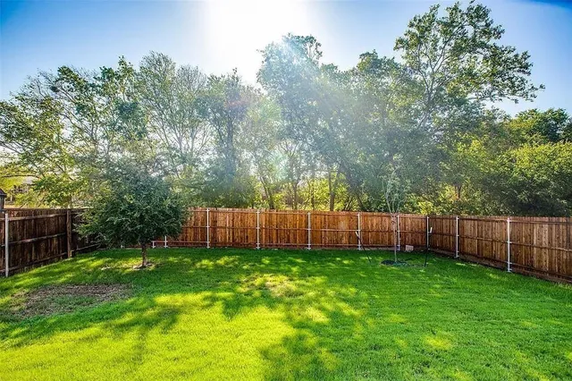 $2,895 | 2108 Eppright Drive, Little Elm, TX 75068