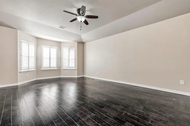 $2,895 | 2108 Eppright Drive, Little Elm, TX 75068