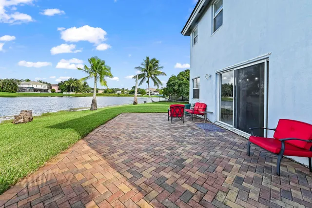 a view of outdoor space yard and deck