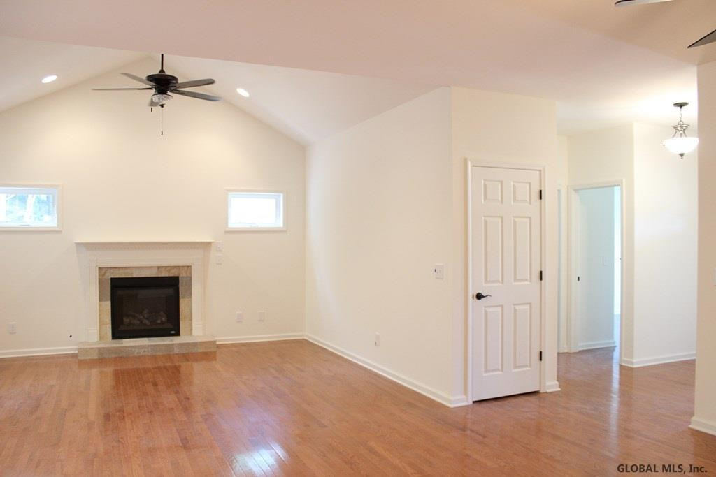 19 Rysedorph Lane Rensselaer, NY 12144 - Photo 5 of 25 Photo 5