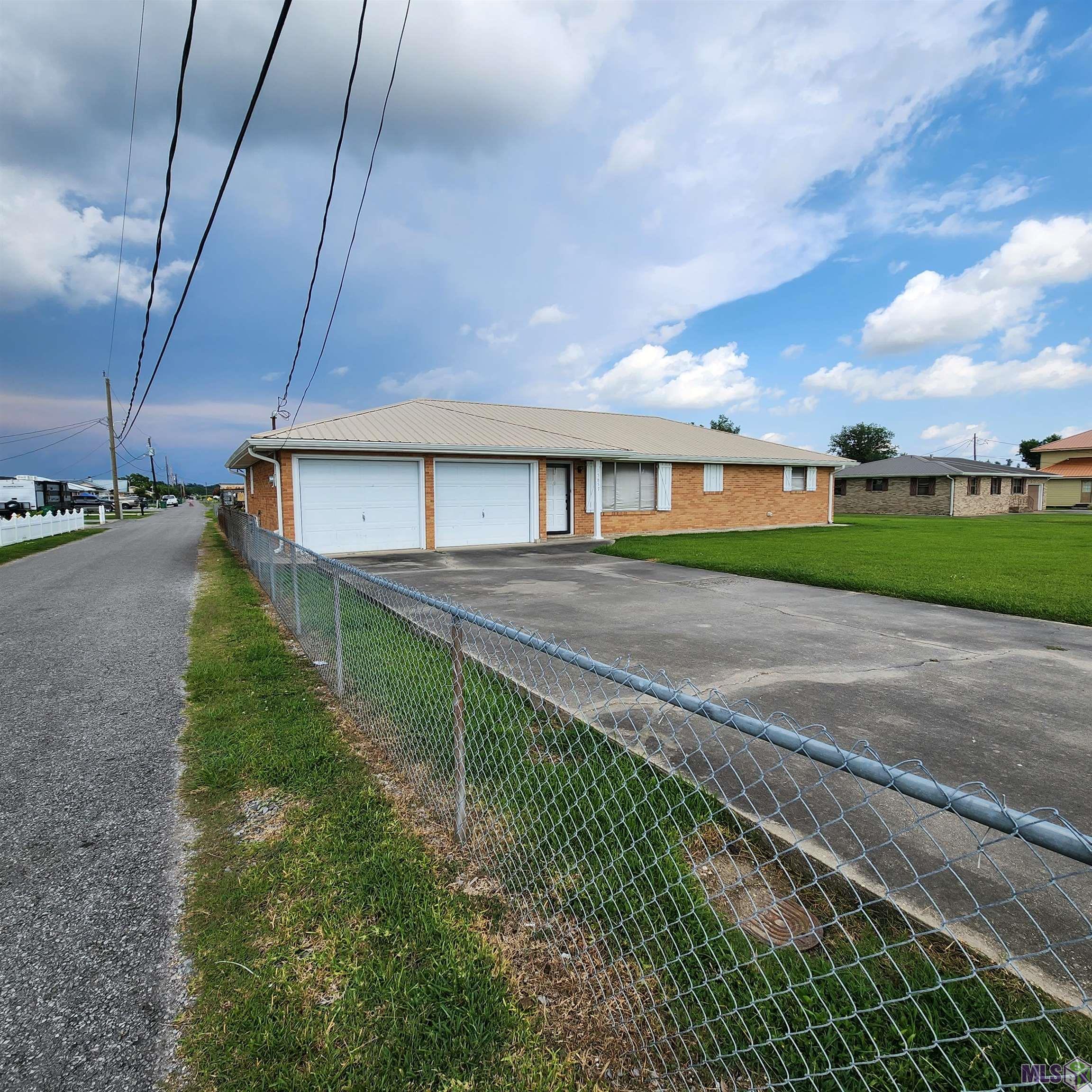15657 East Main Street Cut Off, LA 70345 - Photo 2 of 24