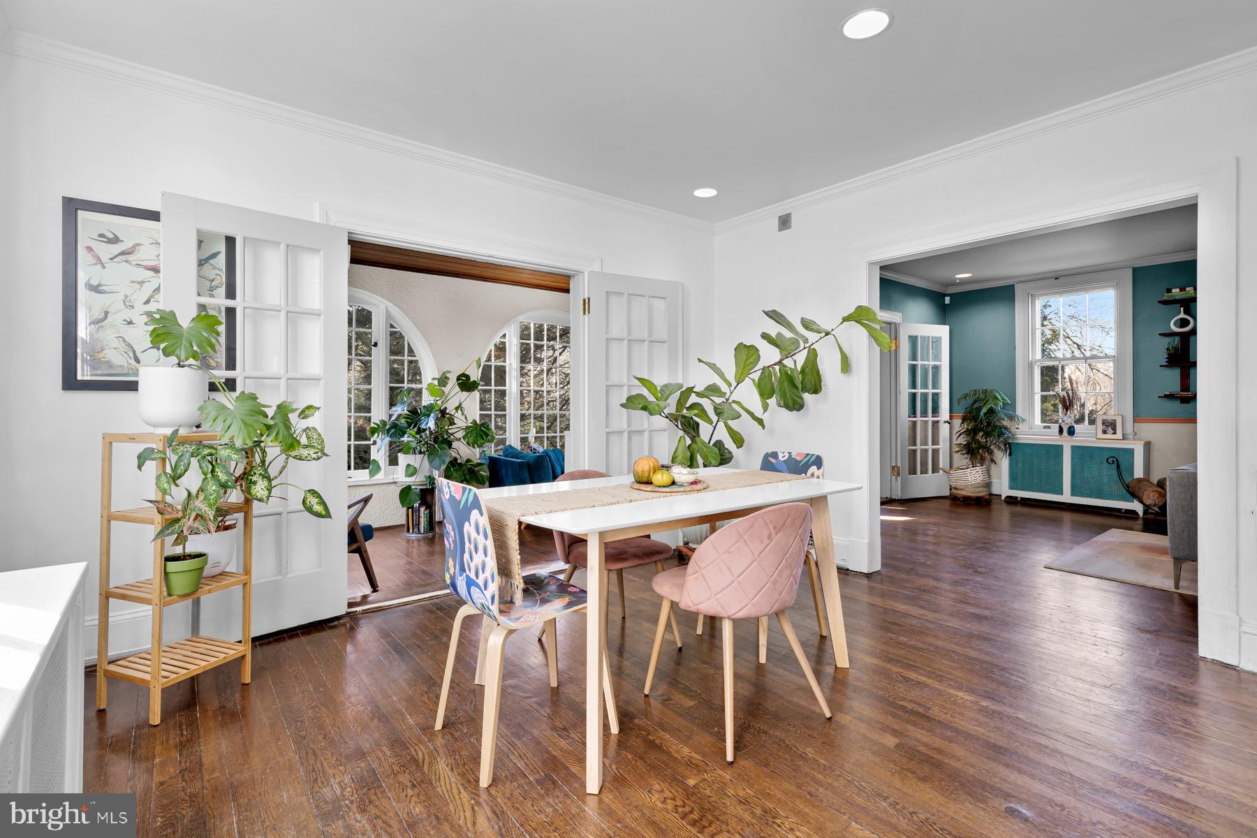 2303 Crest Road Baltimore, MD 21209 - Photo 14 of 35