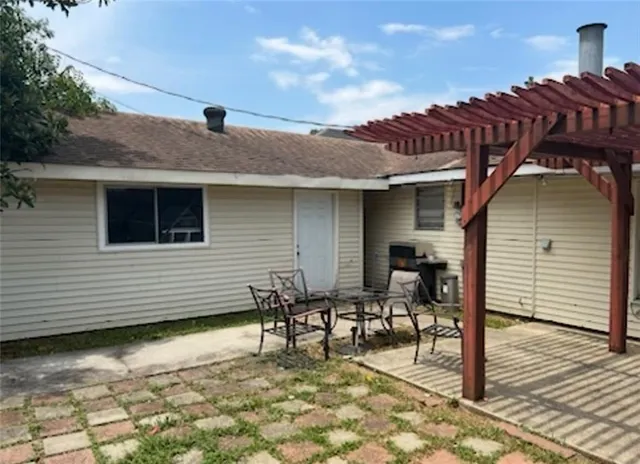 $2,200 | 5301 Berkley Drive, New Orleans, LA 70131
