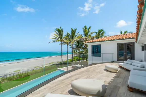 $16,490,000 | 14 Ocean Drive, Jupiter Inlet Colony, FL 33469