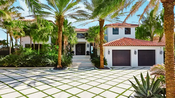 $16,490,000 | 14 Ocean Drive, Jupiter Inlet Colony, FL 33469