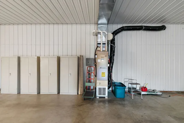 $219,900 | 1305 East Lincoln Highway, DeKalb, IL 60115