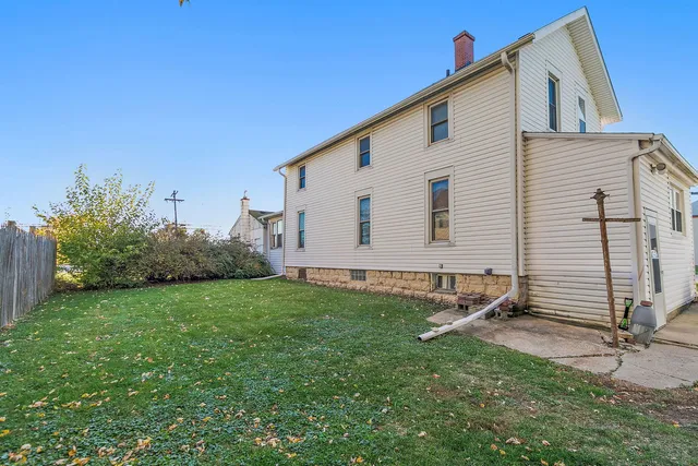 $219,900 | 1305 East Lincoln Highway, DeKalb, IL 60115