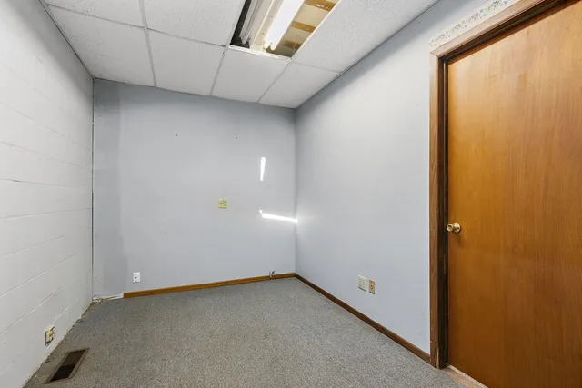 $219,900 | 1305 East Lincoln Highway, DeKalb, IL 60115