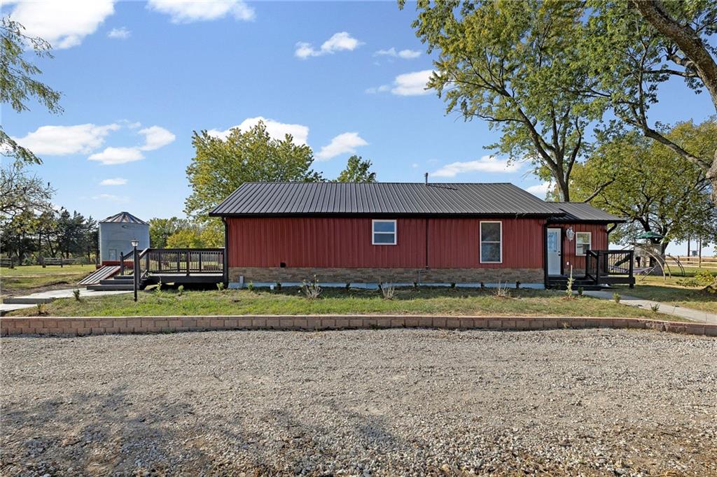 22244 Northwest 1400th Road Garnett, KS 66032 - Photo 3 of 72