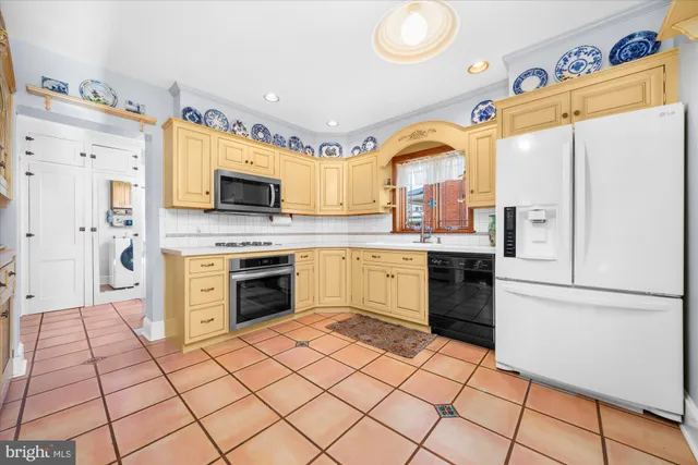 $375,000 | 3 Reading Avenue, Reading, PA 19607