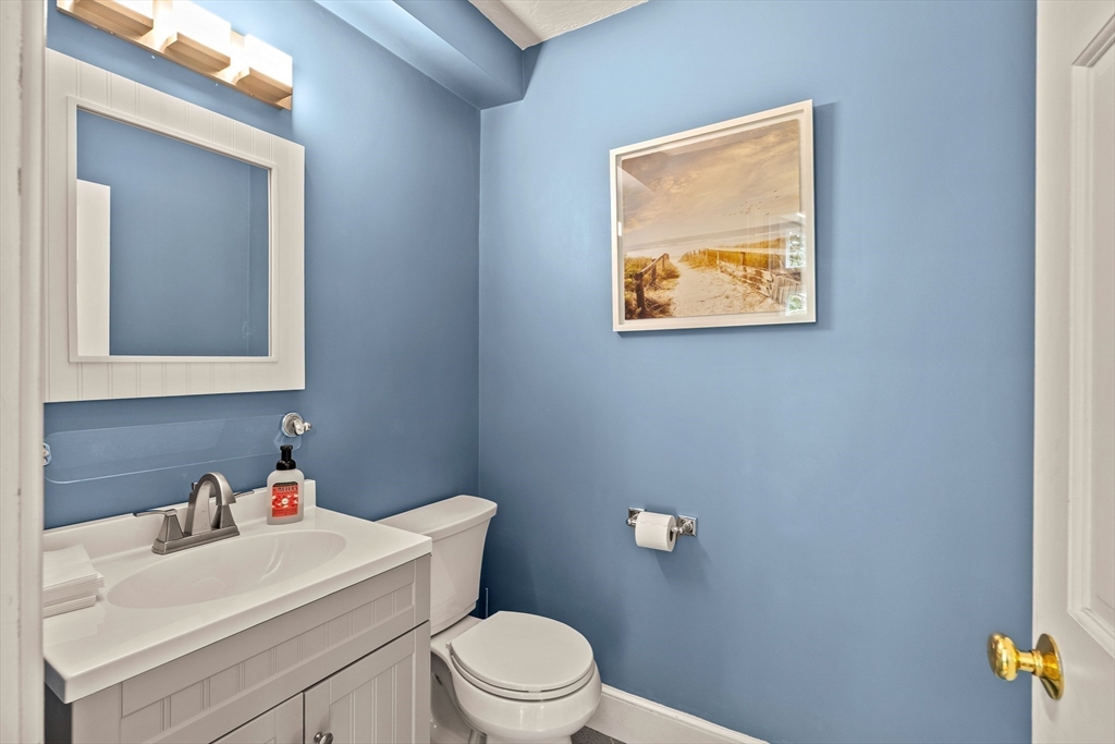 139 Hidden Road Andover, MA 01810 - Photo 11 of 23
