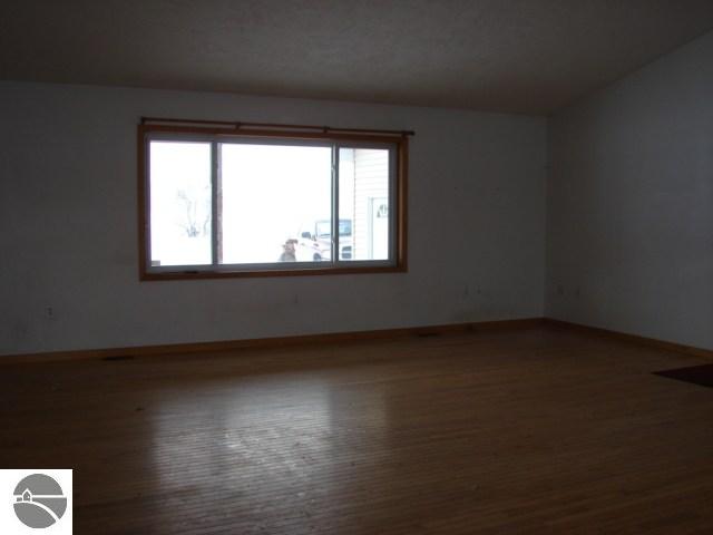 10312 North 11 Road Buckley, MI 49620 - Photo 4 of 4 1687953-3.JPG