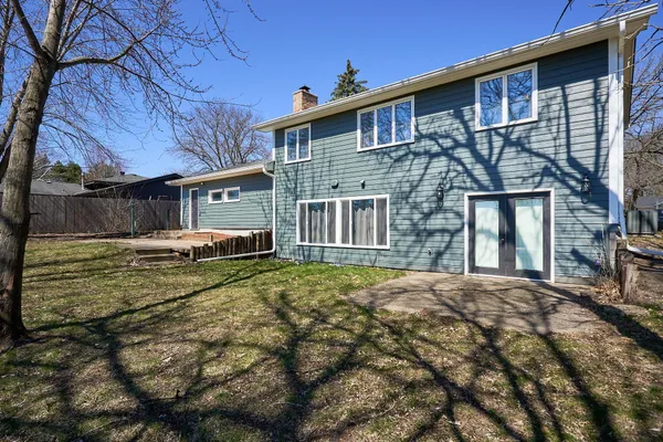 $2,700 | 4324 Rustic Place, Shoreview, MN 55126