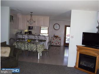12023 Covert Road Philadelphia, PA 19154 - Photo 3 of 12 Dining Room