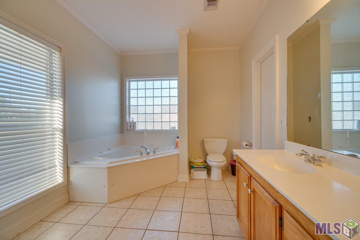 585 Bayou Dularge Road Houma, LA 70363 - Photo 11 of 27 Gallery Image 11