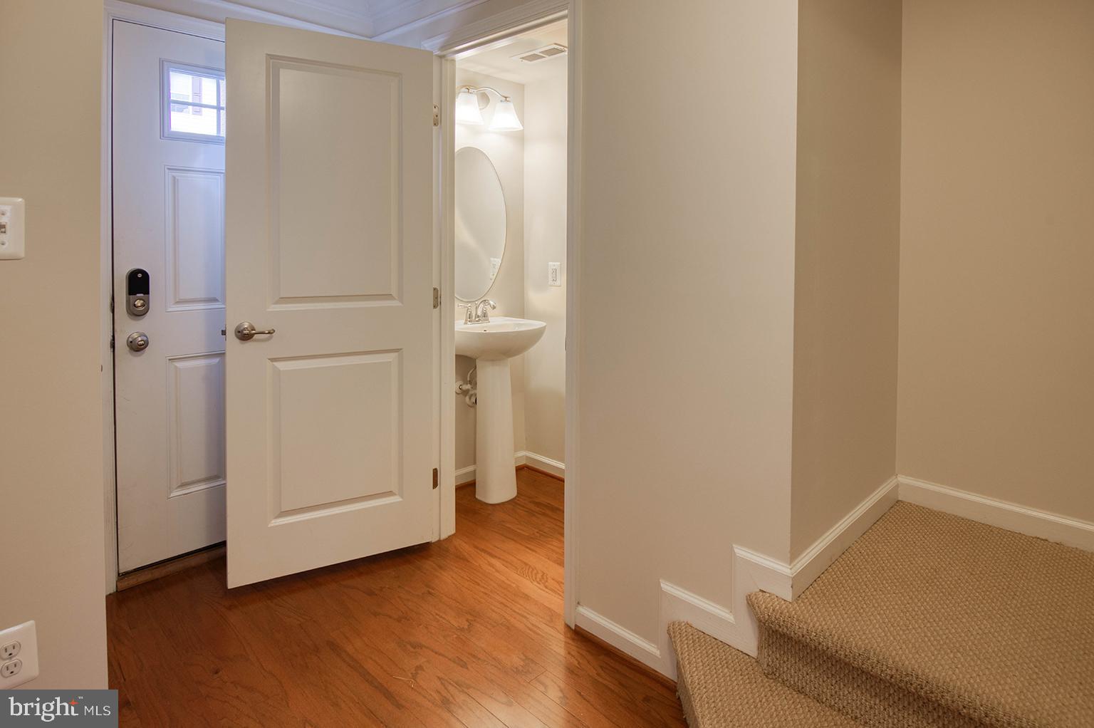 2704 Egret Way Frederick, MD 21701 - Photo 5 of 29