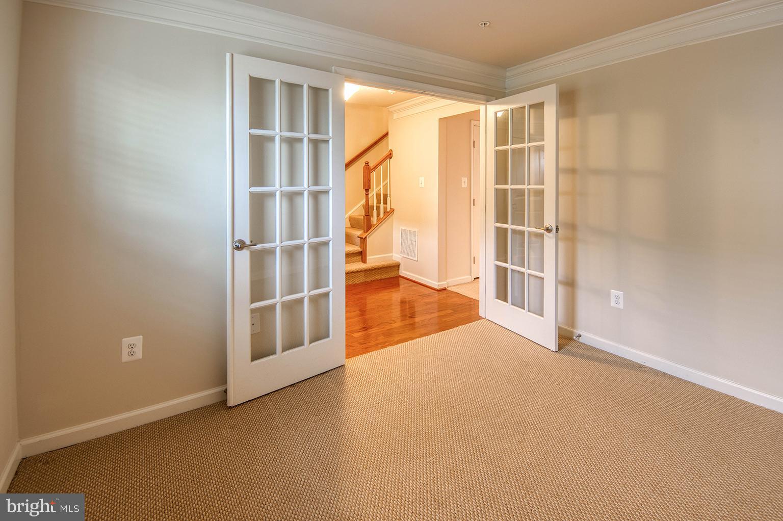 2704 Egret Way Frederick, MD 21701 - Photo 6 of 29