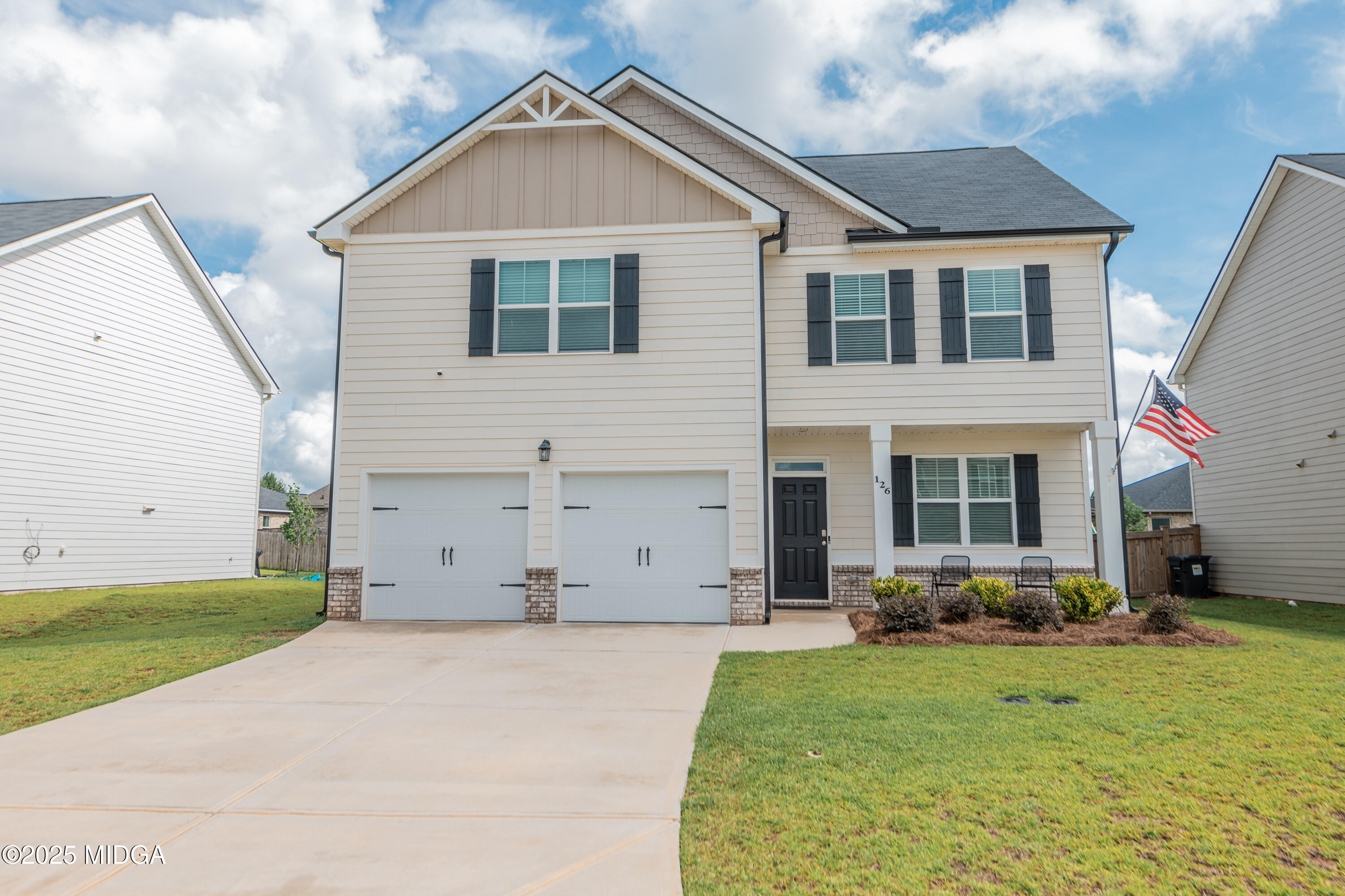 126 Farmers Way Perry, GA 31069 - Photo 1 of 33 a view of a house with yard