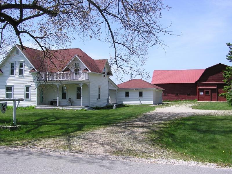 1145 East Side Road Washington Island, WI 54246 - Photo 1 of 1 Main View