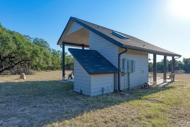 $1,195,000 | Undisclosed Address, Marble Falls, TX 78654