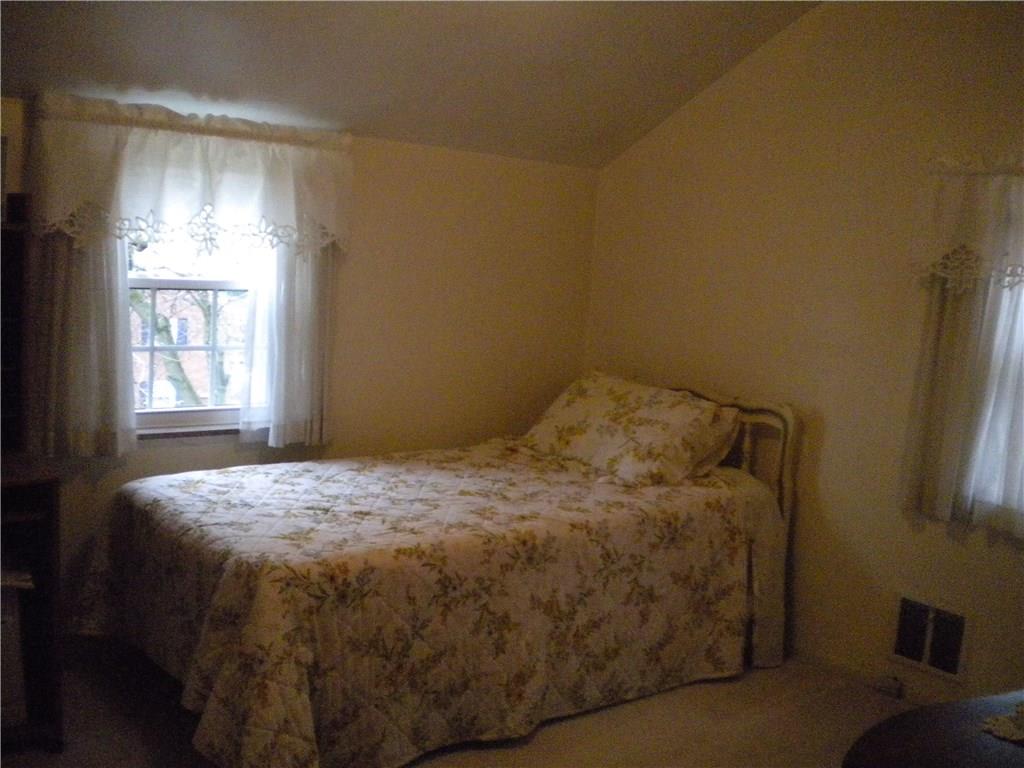 5364 Highgrove Road Whitehall, PA 15234 - Photo 14 of 20 Gallery Image 14