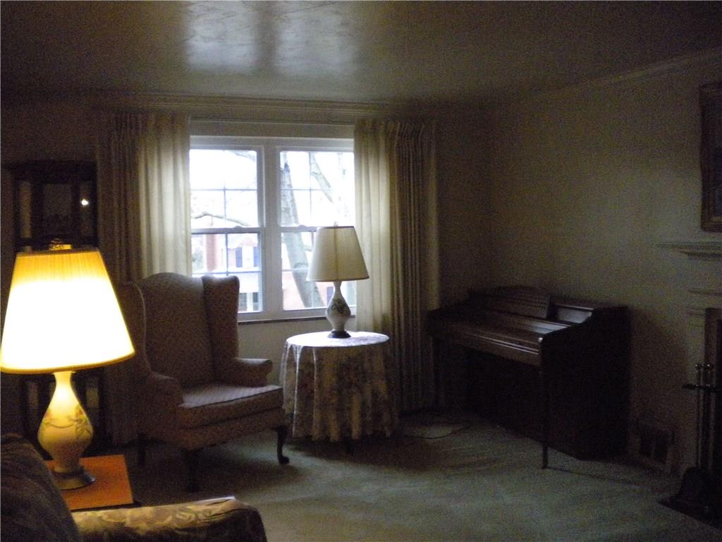 5364 Highgrove Road Whitehall, PA 15234 - Photo 6 of 20 Gallery Image 6