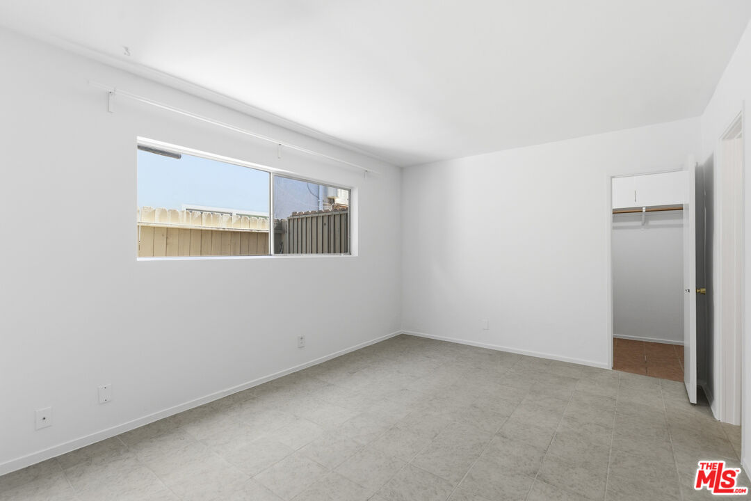 1434 25th Street, Unit 2 Santa Monica, CA 90404 - Photo 18 of 26 a view of an empty room with a window