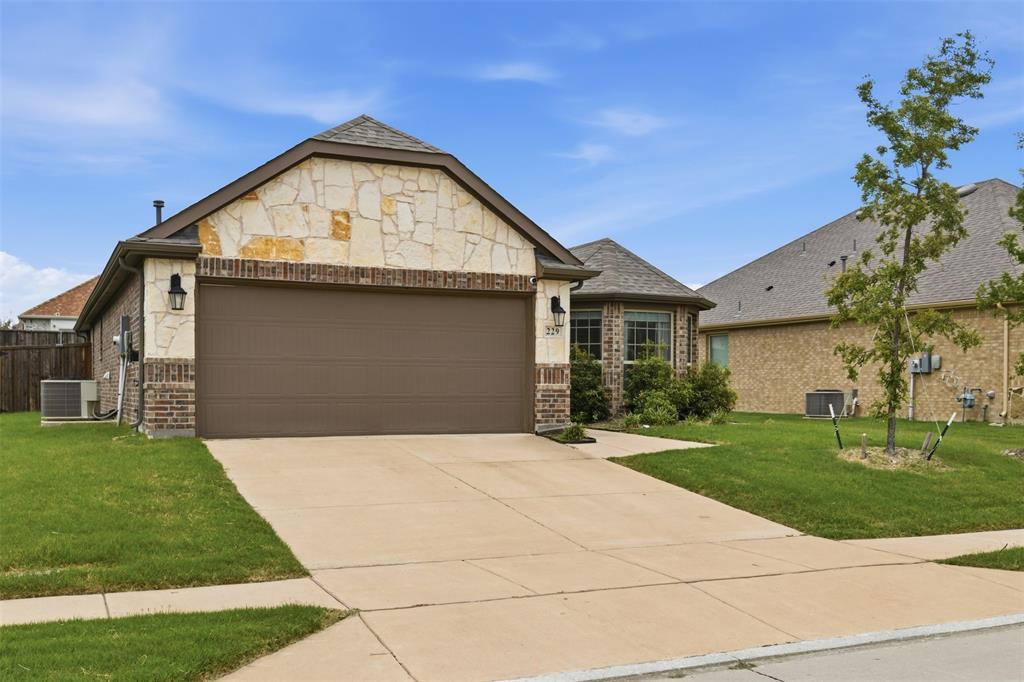 229 Penn Street Anna, TX 75409 - Photo 3 of 26