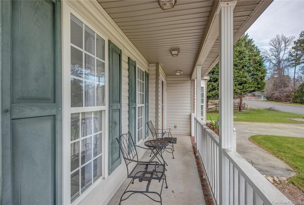 3710 Kennedy Road Gastonia, NC 28056 - Photo 2 of 24 Gallery Image 2
