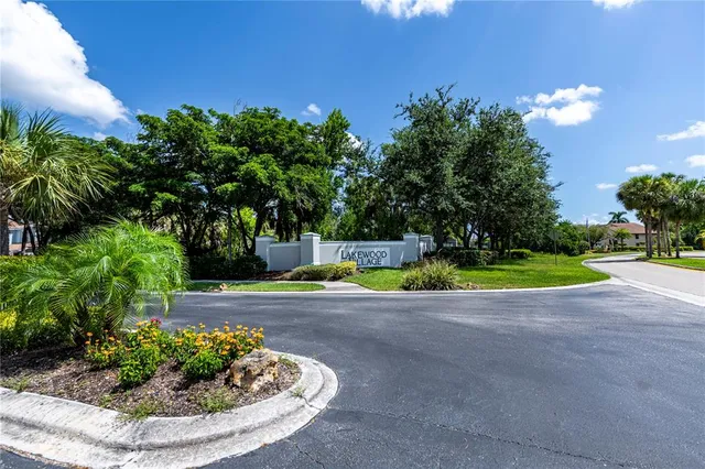 $285,000 | 8431 Village Edge Circle, Unit 3, Fort Myers, FL 33919