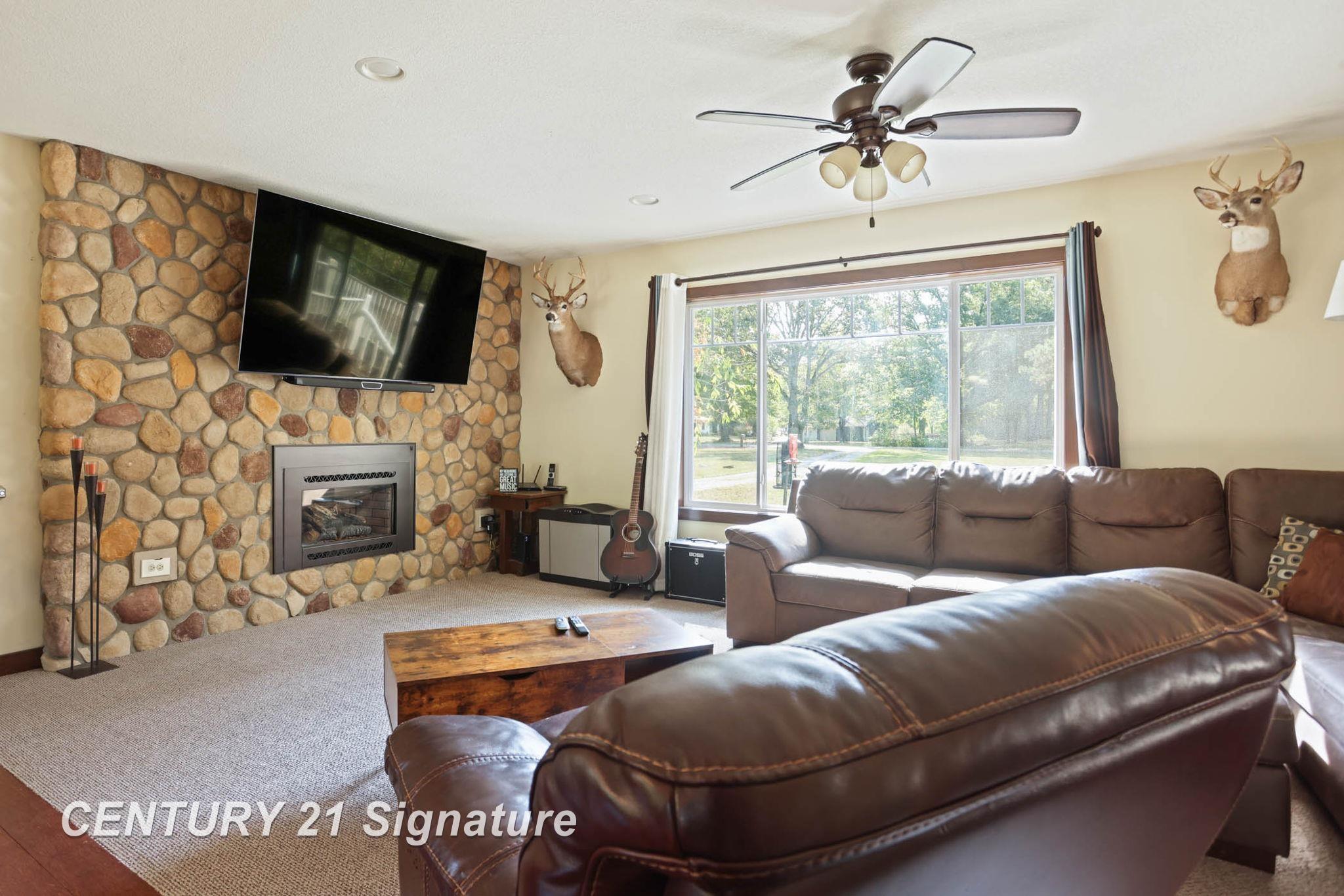 11700 Wahl Road St. Charles, MI 48655 - Photo 11 of 40 50157825-2af54e52-1c5c-47ac-8d80-f10f8ae595a4.JPG