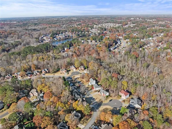 $673,900 | 3945 Summit Gate Drive, Suwanee, GA 30024