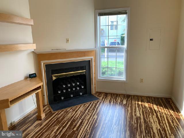 2564 Logan Wood Drive Herndon, VA 20171 - Photo 3 of 10 Lower Level Bedroom/Office