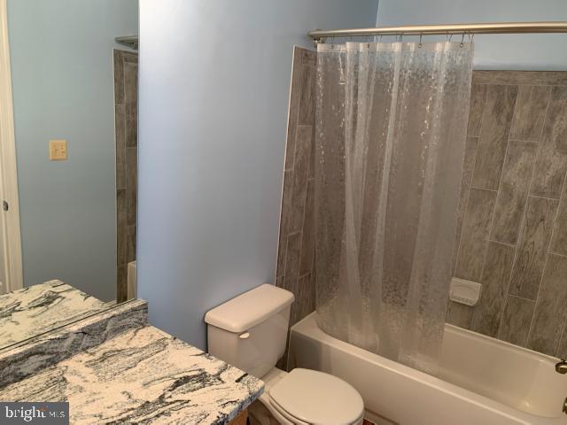 2564 Logan Wood Drive Herndon, VA 20171 - Photo 4 of 10 Lower Level Full Bath