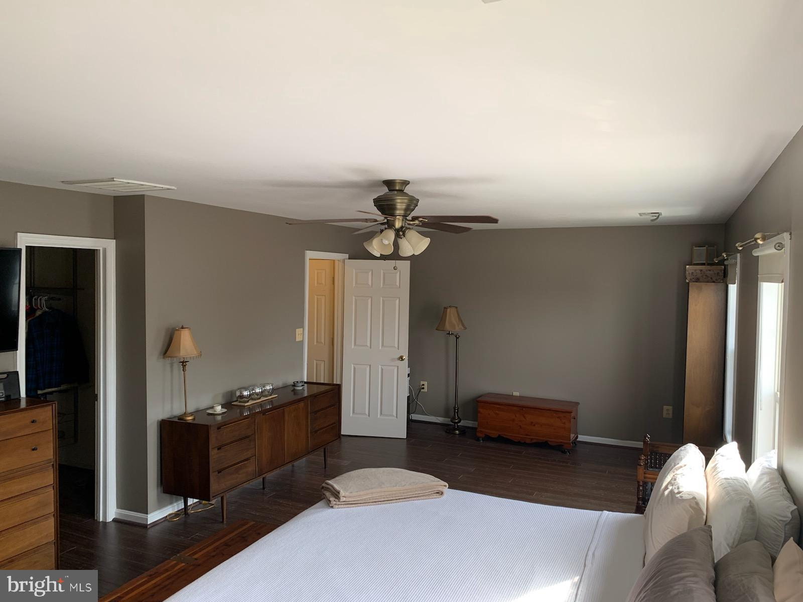 2564 Logan Wood Drive Herndon, VA 20171 - Photo 9 of 10 Master Bedroom