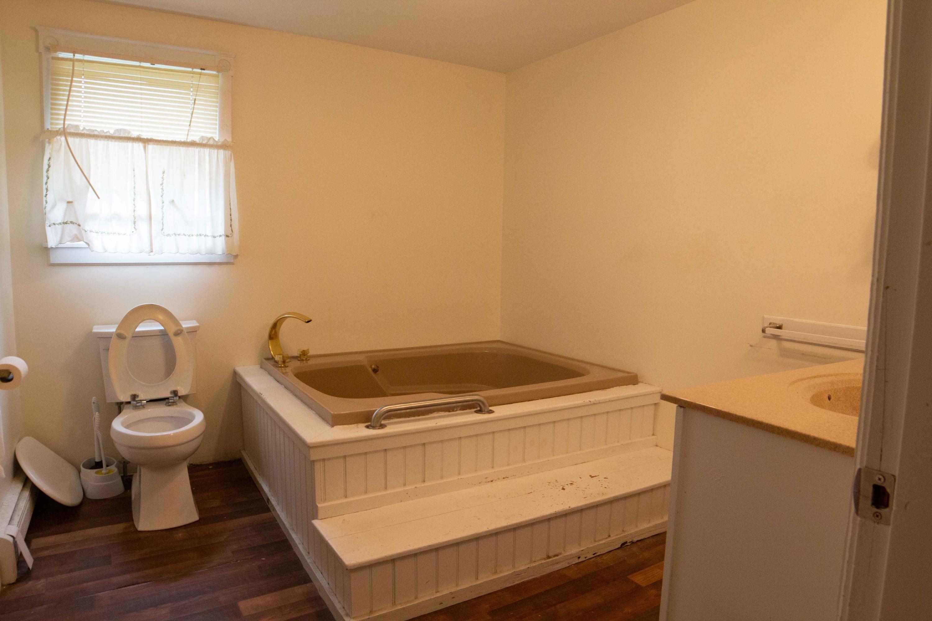 250 Park Road Westbrook, ME 04092 - Photo 16 of 27 bathroom (1 of 1)