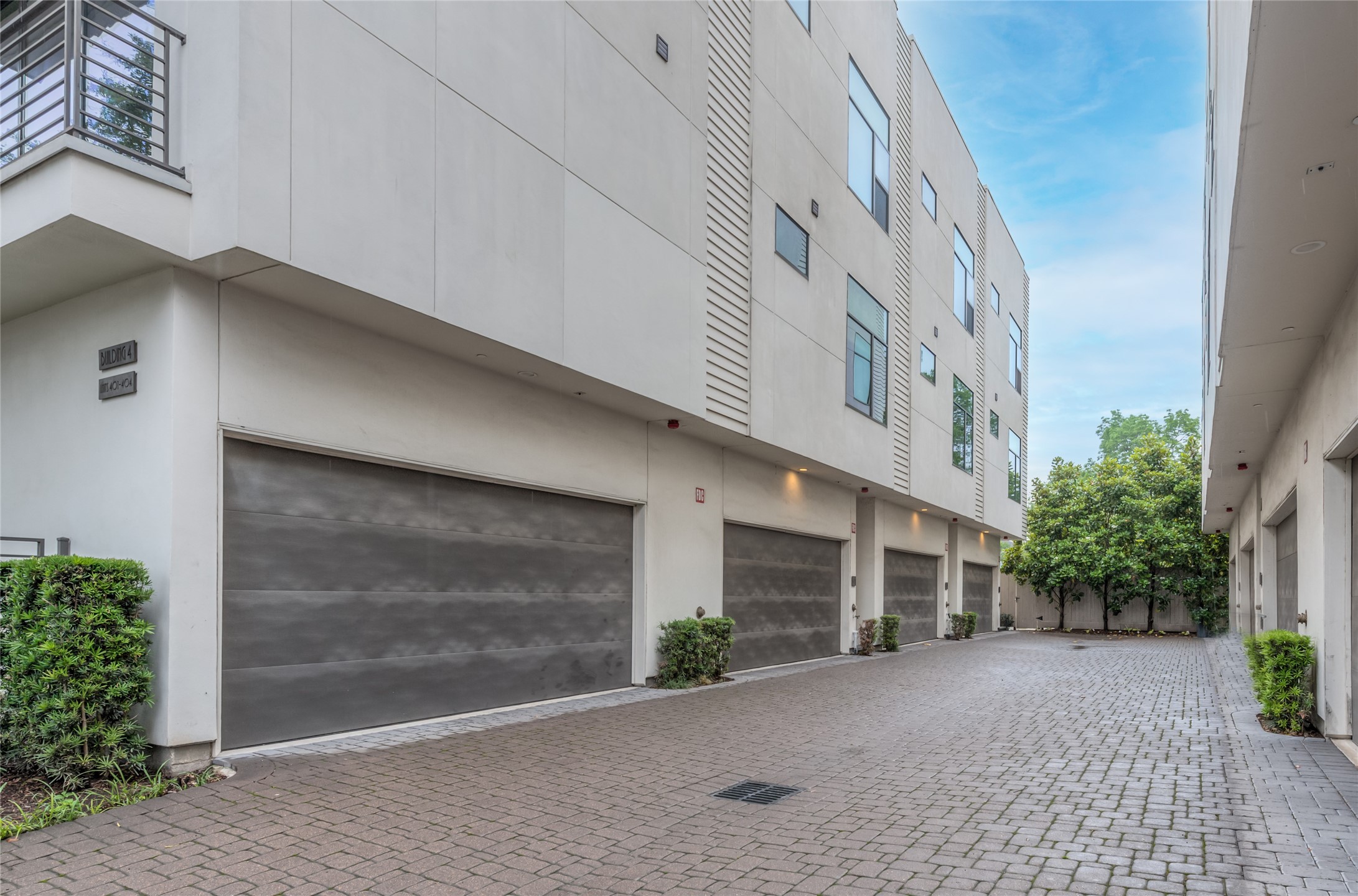 1004 California Street, Unit 402 Houston, TX 77006 - Photo 24 of 38