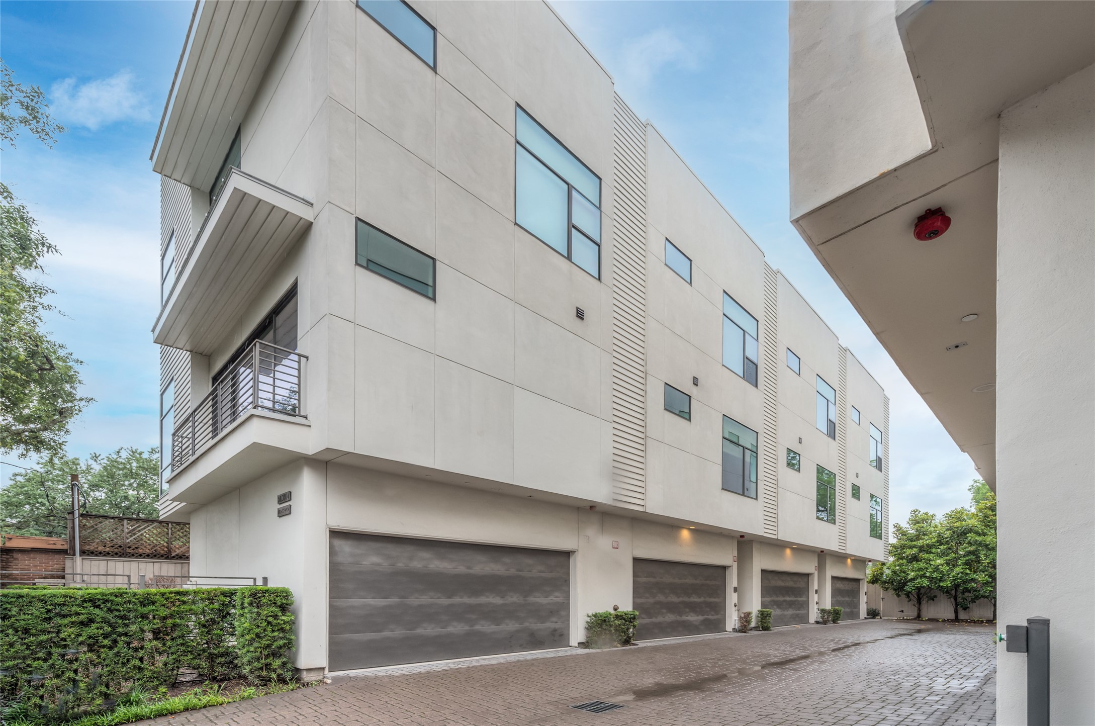 1004 California Street, Unit 402 Houston, TX 77006 - Photo 35 of 38