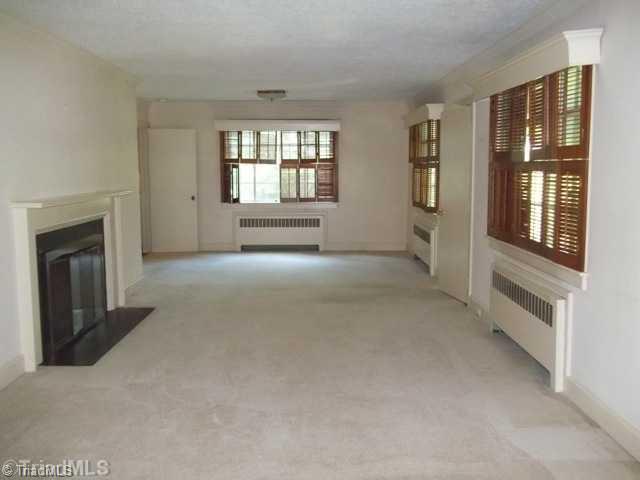 544 Country Club Road Mount Airy, NC 27030 - Photo 5 of 9 Living Room.