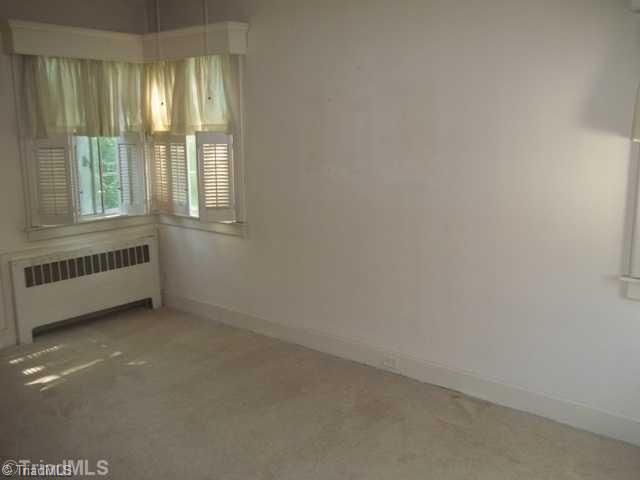 544 Country Club Road Mount Airy, NC 27030 - Photo 7 of 9 1st Bedroom.
