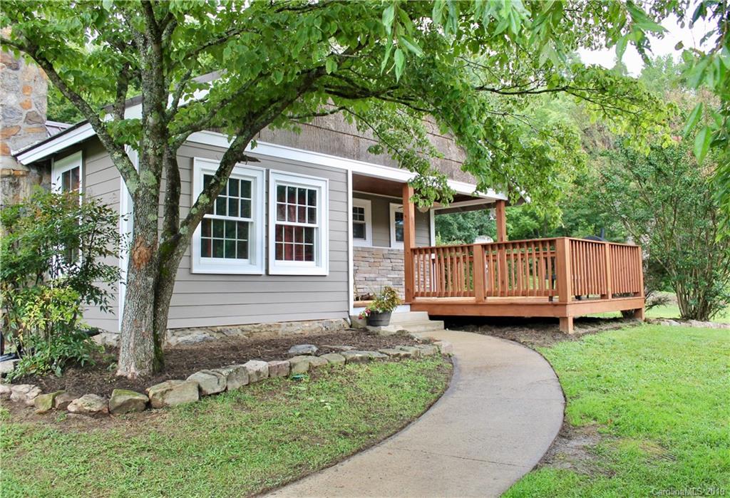 514 Middlefork Road Brevard, NC 28712 - Photo 3 of 24 Gallery Image 3