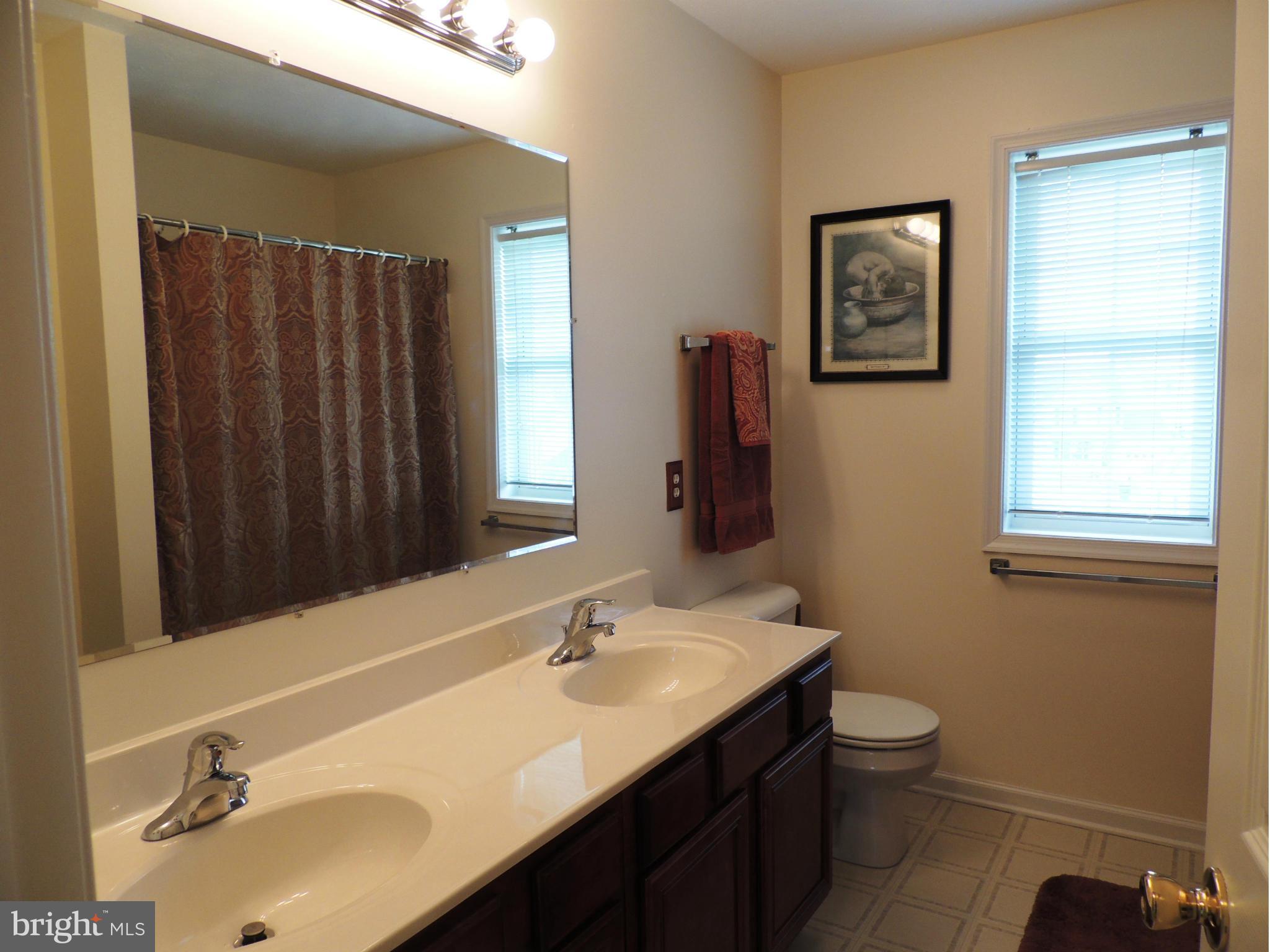 83 Snowshoe Court Ranson, WV 25438 - Photo 23 of 30 Bath
